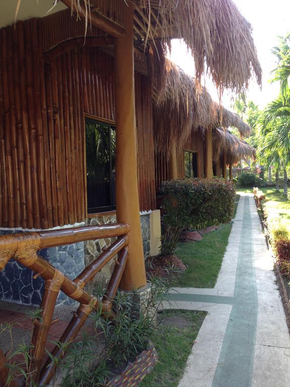 Dumaguete Springs Beach Resort Dumaguete City Exterior photo