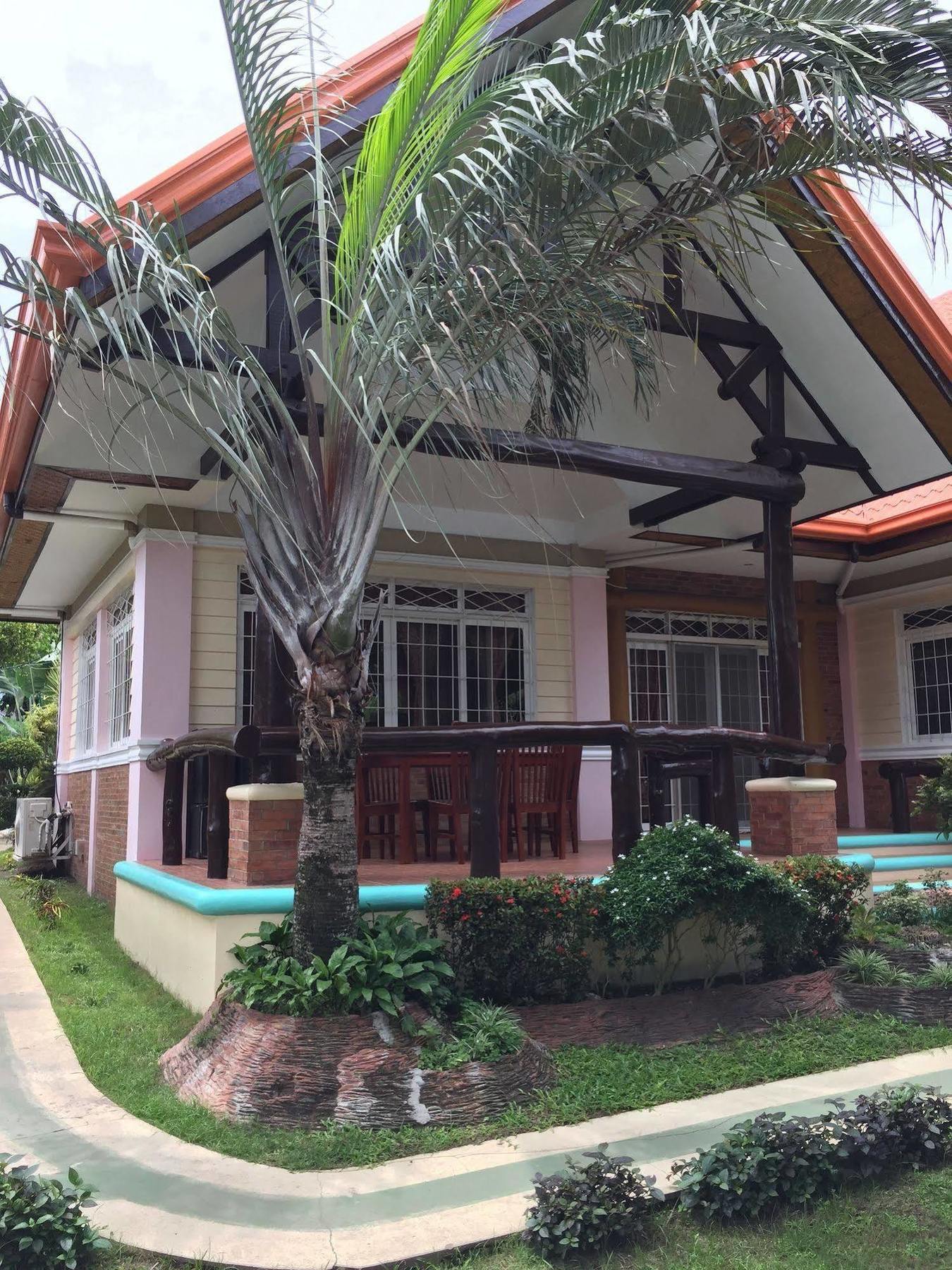 Dumaguete Springs Beach Resort Dumaguete City Exterior photo